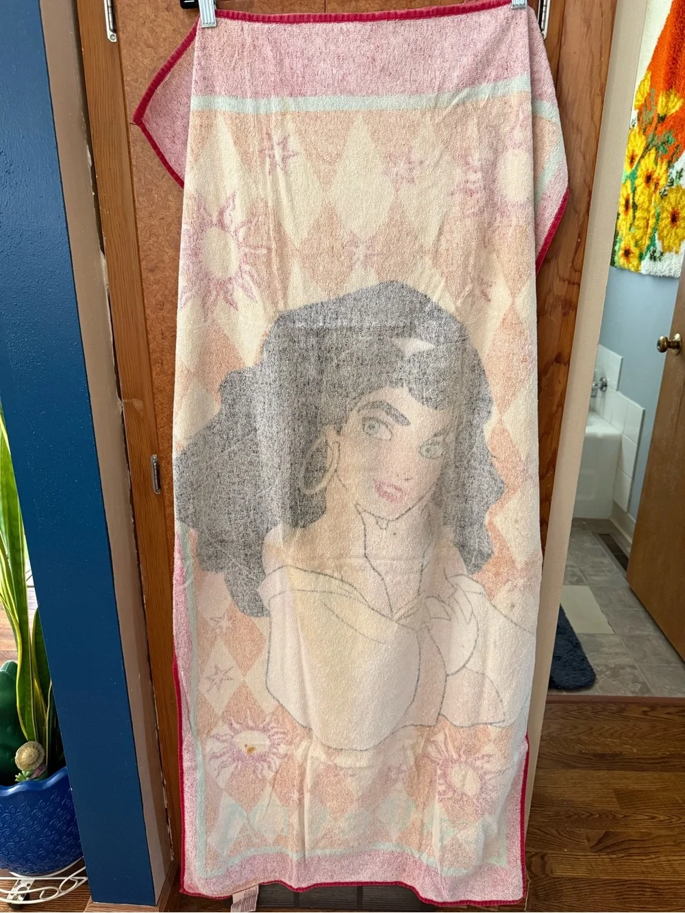 Vintage Disney Esmeralda Beach Bath Towel The Hunchback of Notre Dame 27